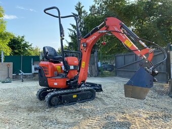 Pronájem minibagr Kubota K008 - 4