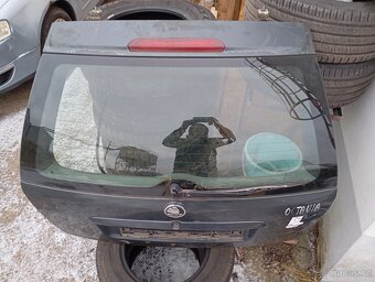 Zadní dveře Octavia 1 combi - 4