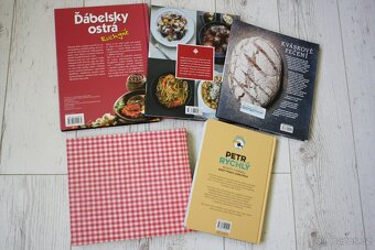 Různé druhy kuchařek - 5 ks - 4