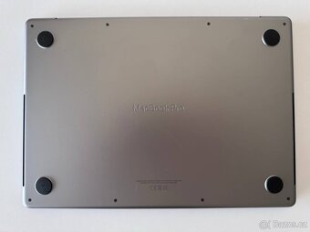 MacBook Pro 14"/ M3 / 8GB / 512GB - 4