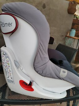 Autosedačka Britax + Maxi Cosi - 4