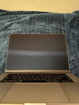 MacBook Pro 2018 15,4” 32gb, 1Tb, i7 2,2GHz - 4