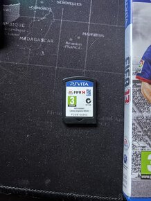 PS VITA 3 X HRA - 4