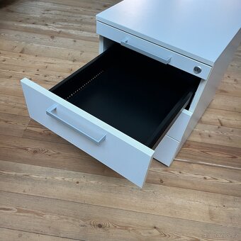 Kontejner STEELCASE - 4