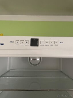 Prodám lednici s mrazákem Liebherr - 4