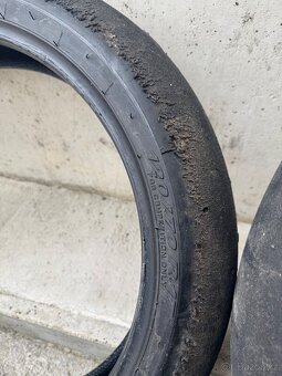 Okruhové pneu na moto - 4