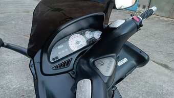 Skútr Yamaha T-max 500 - 4