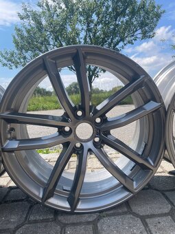 BMW 5 G30 R18 - 4
