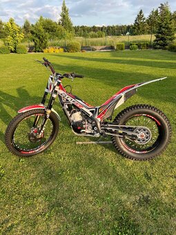TRS ONE R 300 2023 - 4