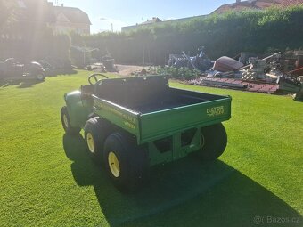 John deere gator - 4