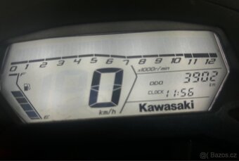 Kawasaki Ninja 125ccm 11kW - 4