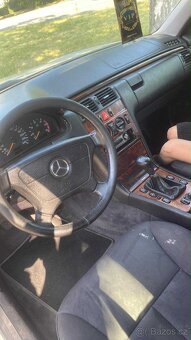 Mercedes W210 - 4