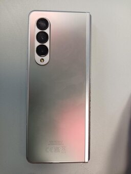 Samsung Galaxy Z Fold 3 - 4