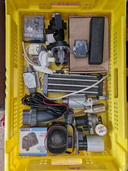 El.motory,ventilátory, přepínače , pojistky , zdroje,trafa - 4