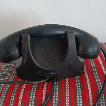 Starý telefon Tesla r. 1961 - 4