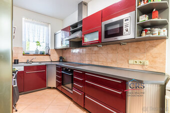 RD 8+1/G,B,T, ležící na pozemku o velikosti 840 m2, Přezleti - 4