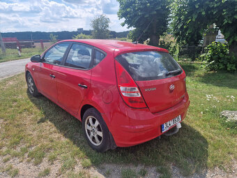 Hyundai i30 1.6 CRDi - 2009, ČR - 4