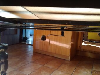 Rozkládací konferenční stolek - 4