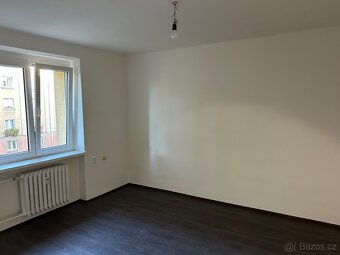Pronájem bytu 1+1 na Čujkovově - Ostrava - 4