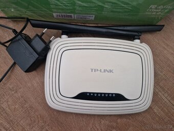 Router TP-Link TL-WR841N - 4