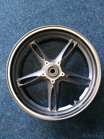 Náhradní díly na Suzuki,, Triumph - 4