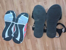 Divci tenisky, vel. 31 a sandale, vel. 34 - 4