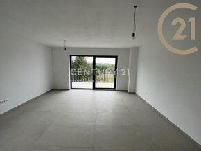 Prodej bytu 4+kk (95 m2) s balkonem a privátní střešní teras - 4