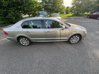 Škoda Superb II 2.0 TDI 125 kW Elegance AP - 4