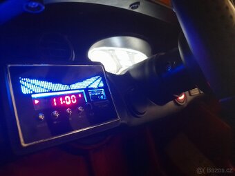 Dětské elektrické autíčko Mercedes AMG GT R V8 BITURBO - 4