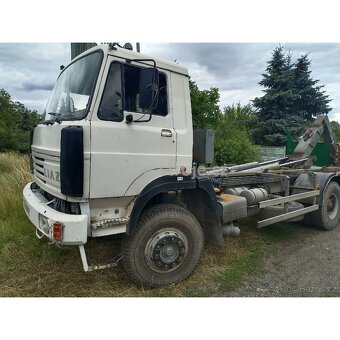 LIAZ 300 hákový nosič kontejnerů - 4