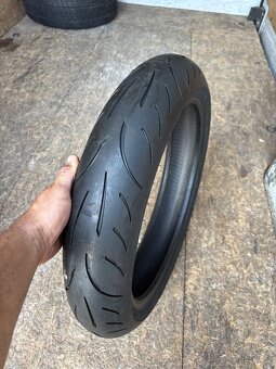 Metzeler Sportec M9 RR - 4