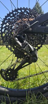 Karbonový full Diamondback Mission – 180/160 mm, SRAM - 4