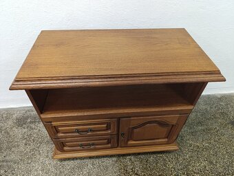 Rustikální komoda, nábytek z masívu, Nábytek Spříběhem - 4