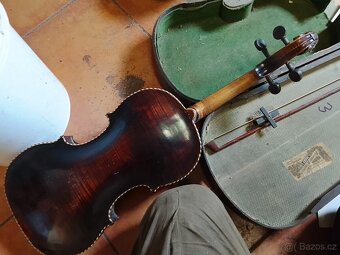 3 kusy starých houslí za 4500 kč - 4