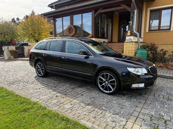ŠKODA SUPERB KOMBI 2013 2.0TDI 103KW DSG AMBIETEN PLUS - 4