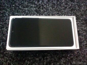 Samsung S21FE 5g - stav nového - 4