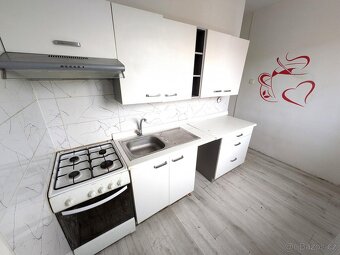 Prodej bytu 2+1 v ulici Zdeňka Fibicha 2688/74 v Mostě. - 4