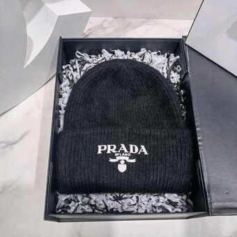 Dámská čepice Prada - 4