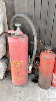 Prodám sbírku hasicích přístrojů - 4