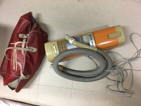 Spousta různých starožitností - 4