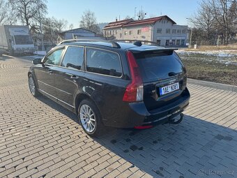 Volvo V50 2,0d 100kW, R design, tažné zařízení - 4