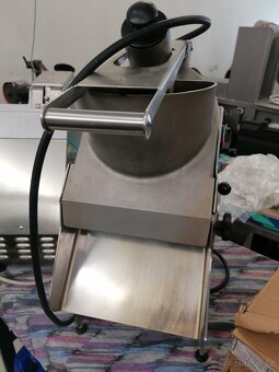 Multifunkční robot Feuma Supra 6e - 4