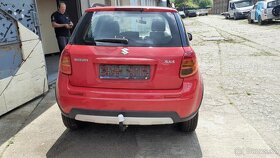 Suzuki SX4 1,6 79 KW r.v.2013 náhradní díly z tohoto vozu - 4