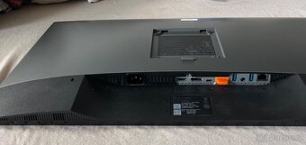 monitor DELL U2721DE - 4