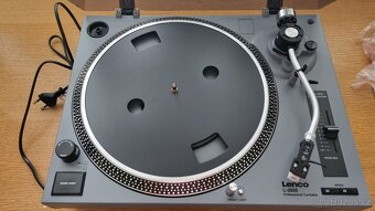 Nový gramofon Lenco L-3808 v barvě matt grey - 4