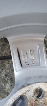 Pneu R15 195/65 - 4
