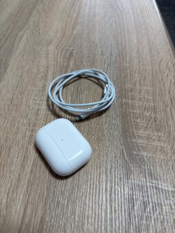 Airpods Pro 2 generace lighting - 4