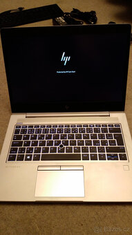 Prodám výkonný Hewlett-Packard Elitebook 735G6+dock+brašna - 4