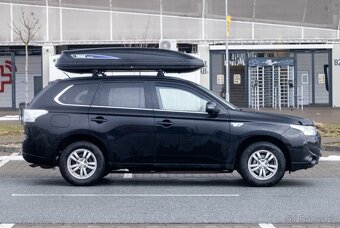 Mitsubishi Outlander 2.0 PHEV 4WD (2013) - 4
