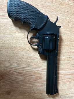 Revolver, model 357, celokov, na plyn/airsoft - 4